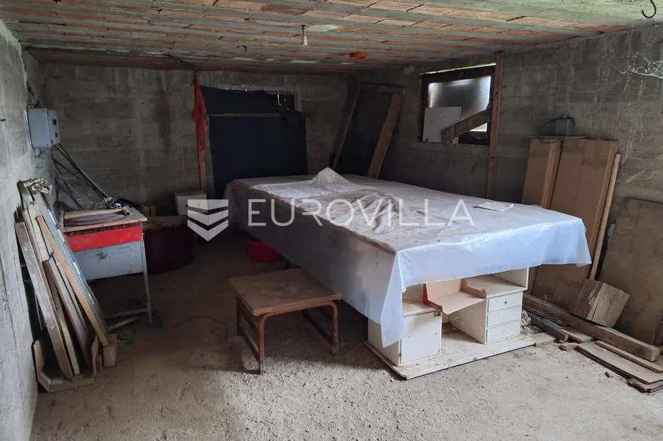 karlovac, popović brdo, kuća 400 m2 na mirnoj lokaciji - slika 10