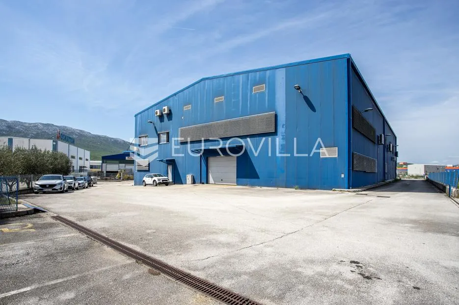 dugopolje, gospodarska zona, distribucijsko skladišni objekt ukupne površine 4.100 m² - slika 2