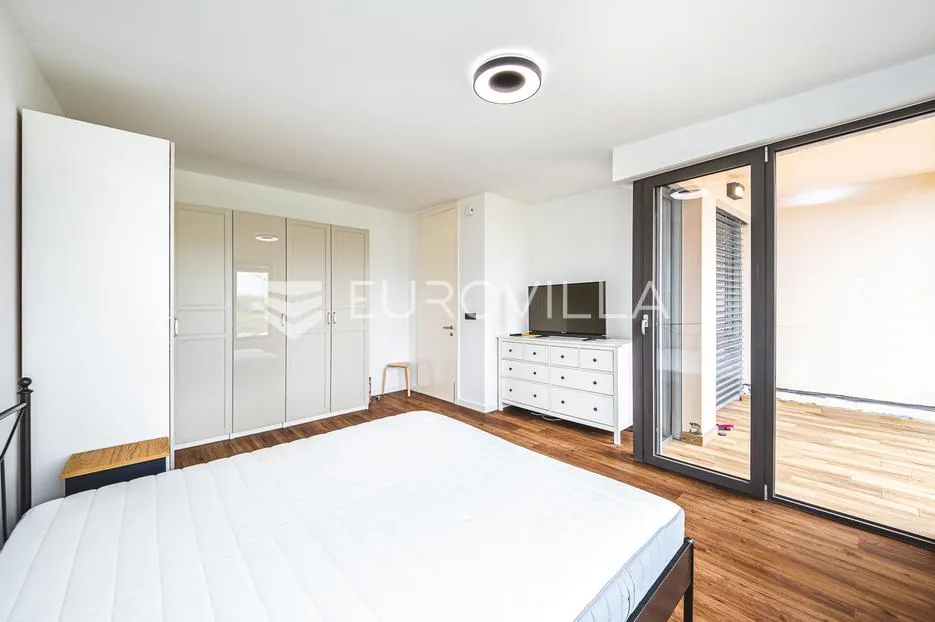 novi zagreb, golf resort, moderna četverosobna kuća u nizu s vrtom, 4 parkirnih mjesta - slika 16