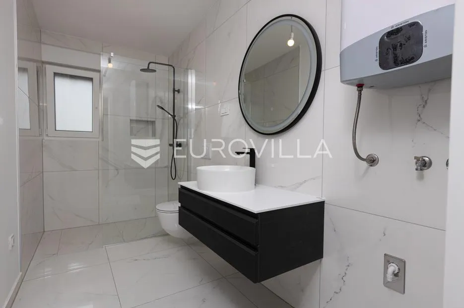 malinska, novogradnja, trosoban stan sa jednosobnim stanom od 115,40 m², pogled na more - slika 12