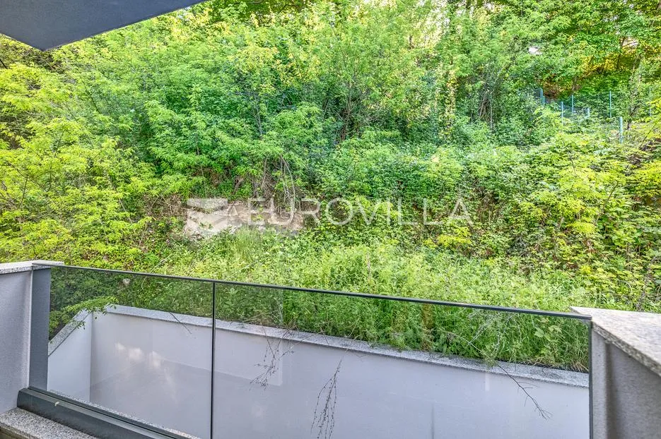zagreb, črnomerec, šestinski dol, predivan trosoban stan 81 m², parking, prvi najam - slika 11