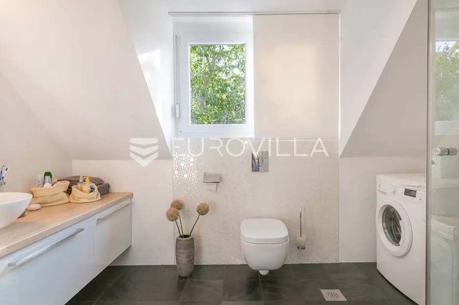 maksimir, dobri dol, prekrasan trosoban stan veličine 80 m² na mirnoj lokaciji - slika 26