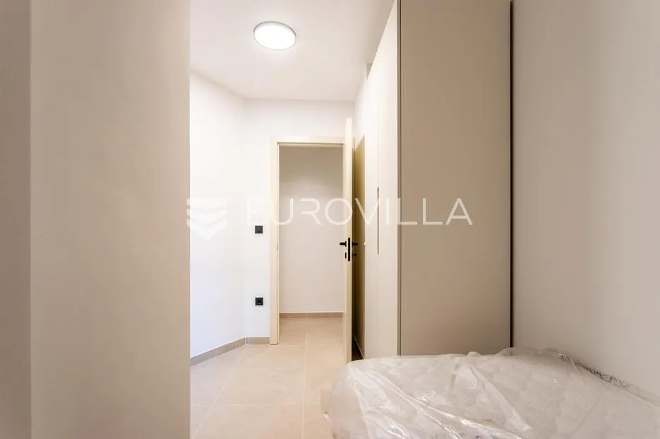 split, mertojak, dvosoban, dugoročno, prvo useljenje - slika 10