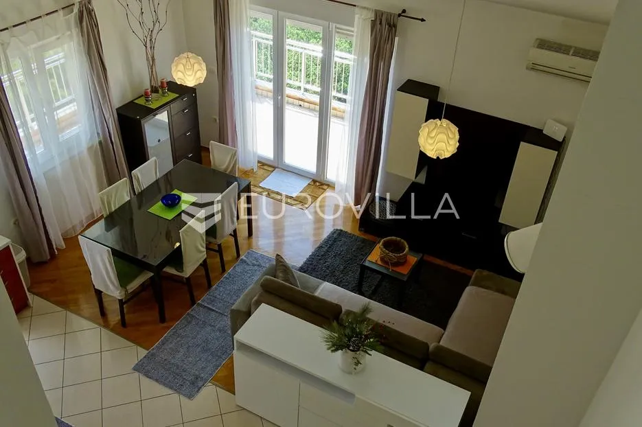 kastav, brestovice, trosoban stan od 120 m² sa zadivljujućim pogledom na more - slika 22