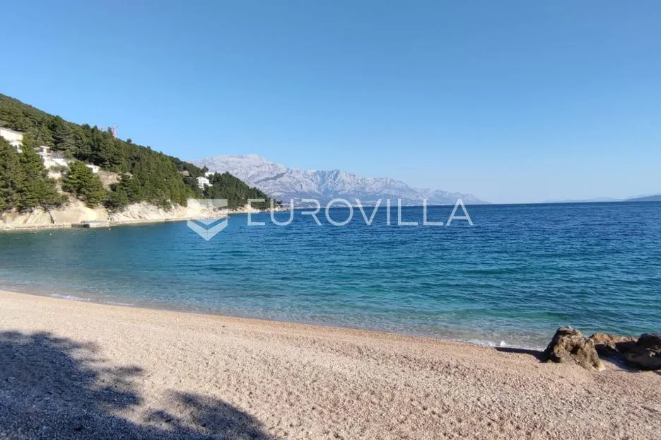 omiš, mimice, moderan stan u zgradi s bazenom i garažnim mjestom - slika 24