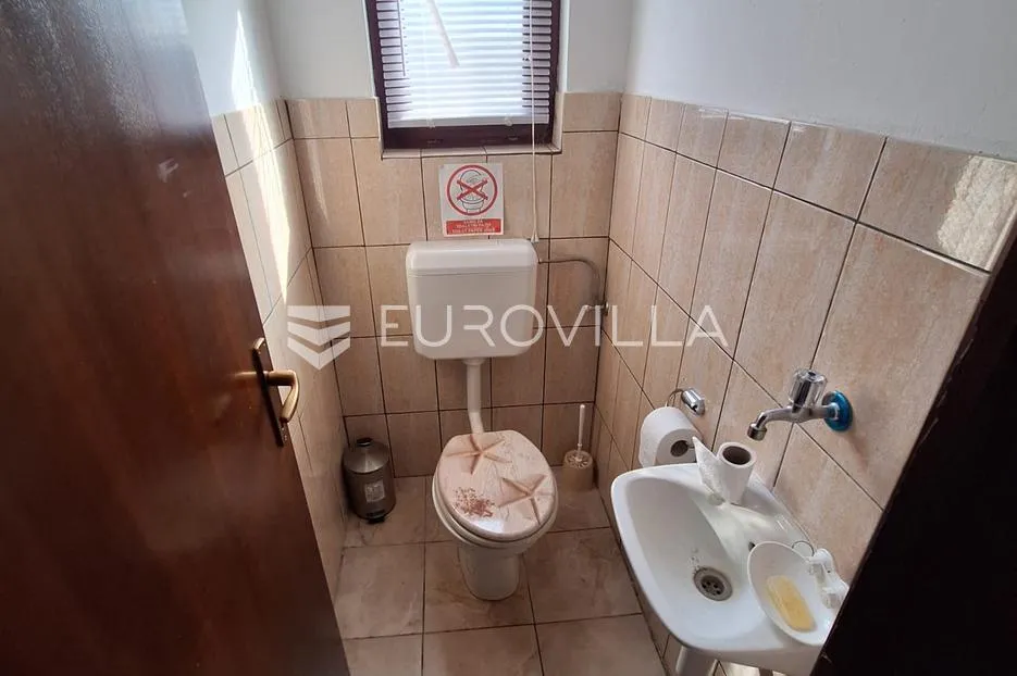 slunj, taborište, kuća 440 m², 3 stana, gospodarska zgrada, mirna lokacija - slika 19