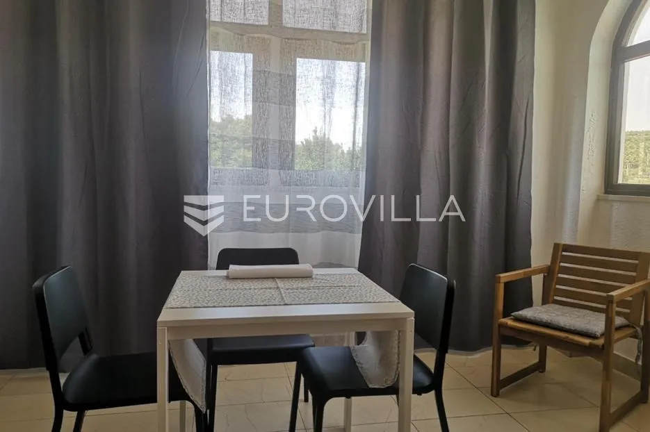 hvar, jelsa, stambeno poslovni kompleks idealan za investiciju - slika 23