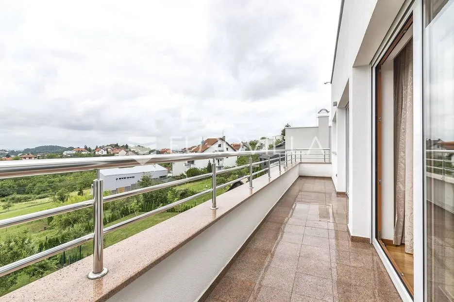 šestine, prekrasan četverosoban penthouse 140 m² - slika 19