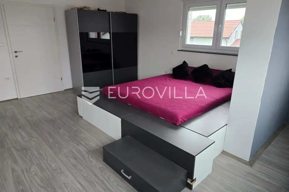 čakovec, novo selo rok, prekrasna obiteljska kuća površine 308 m² - slika 6