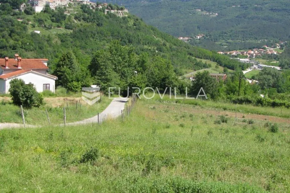 istra, buzet, građevinsko zemljište s idejnim projektom - slika 11
