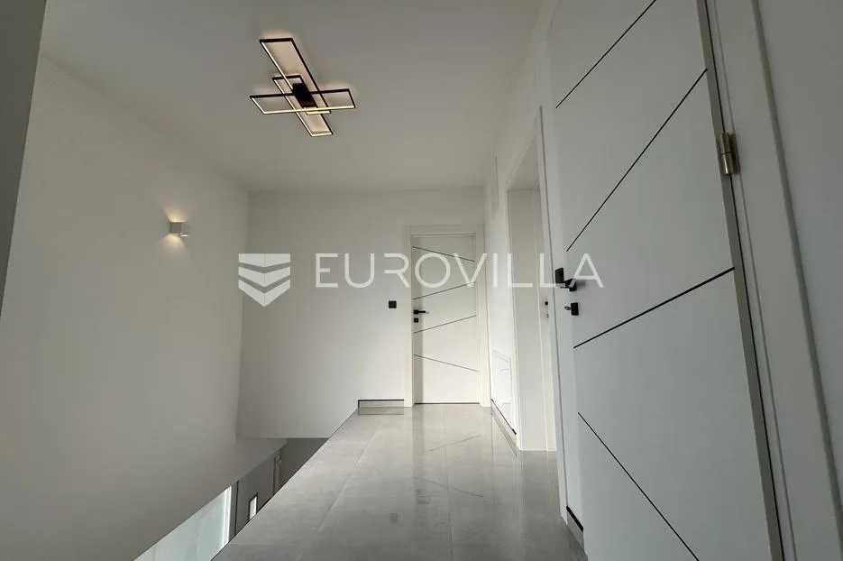 slavonski brod, naselje matije ivanića, kuća 190 m² - slika 16