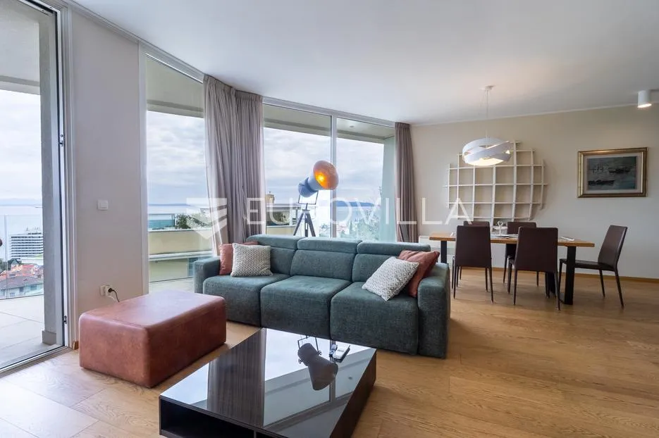 opatija, volosko, luksuzan penthaus 267 m², krovna terasa s jacuzzijem - slika 17