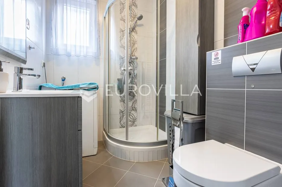 trogir, okrug gornji, prekrasna vila s pogledom na more - slika 25