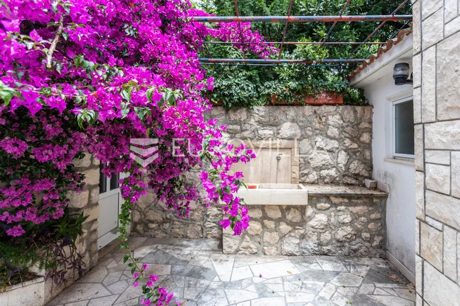 zaostrog, apartmanska kuća prvi red do mora - slika 26