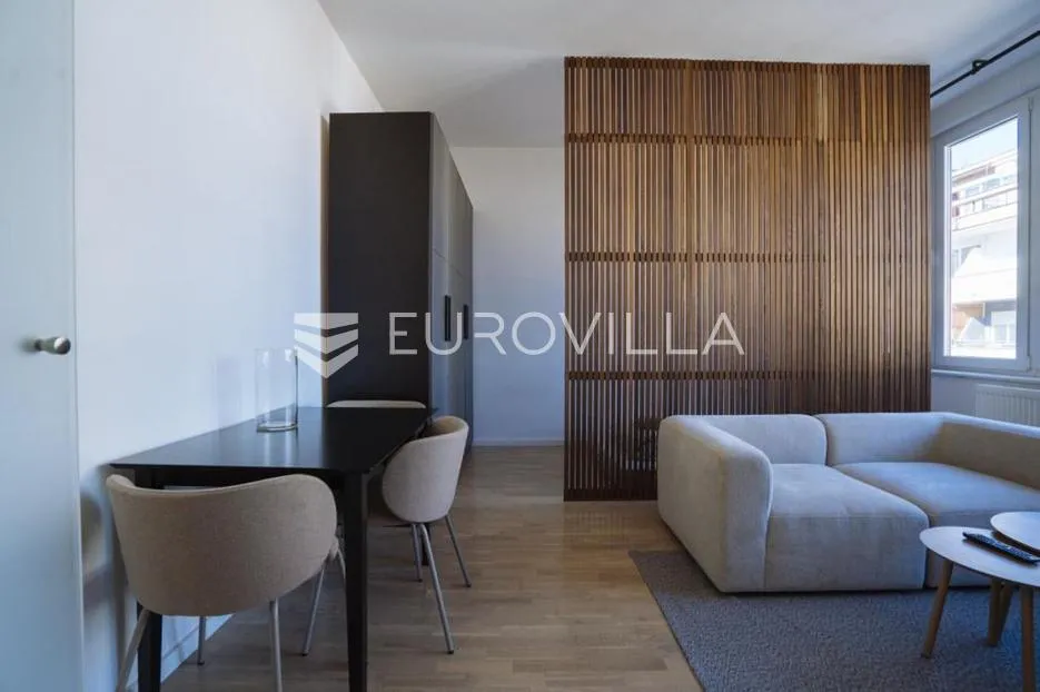 osijek, centar, iznajmljuje se dizajnerski stan površine 40 m² - slika 9