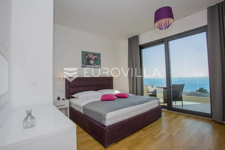 makarska, novoizgrađena vila s bazenom - slika 10