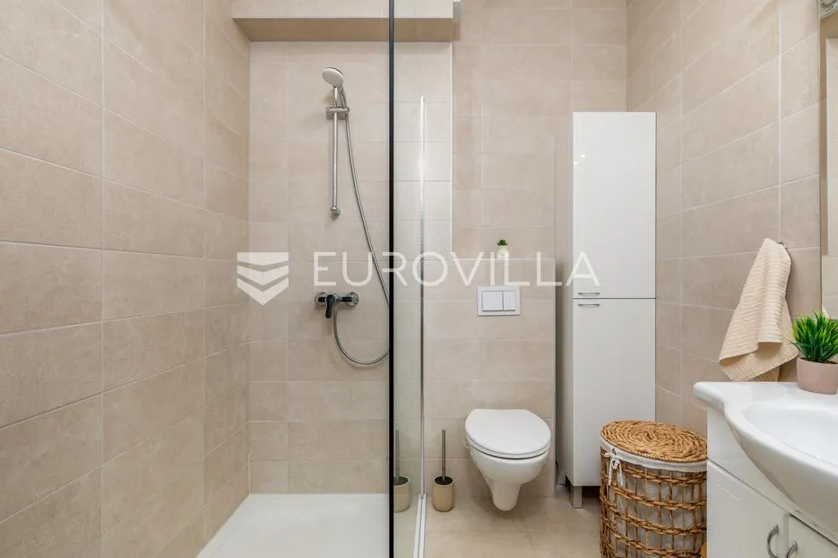 pula, monvidal, dugoročni najam trosobnog pet, friendly stana u novogradnji, plin, lift, parking - slika 15