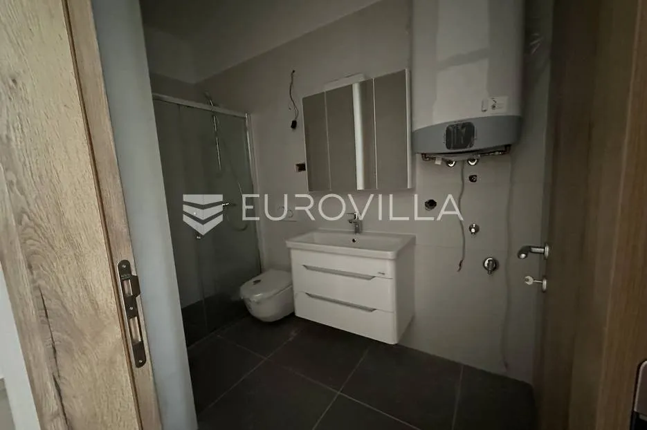 medulin, trosoban stan s pogledom more neto korisne površine od 133 m² - slika 10