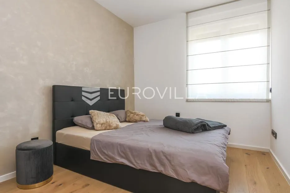 zagreb, remete, moderan četverosoban penthouse 113 m² s 2 vanjska parkirna mjesta - slika 15