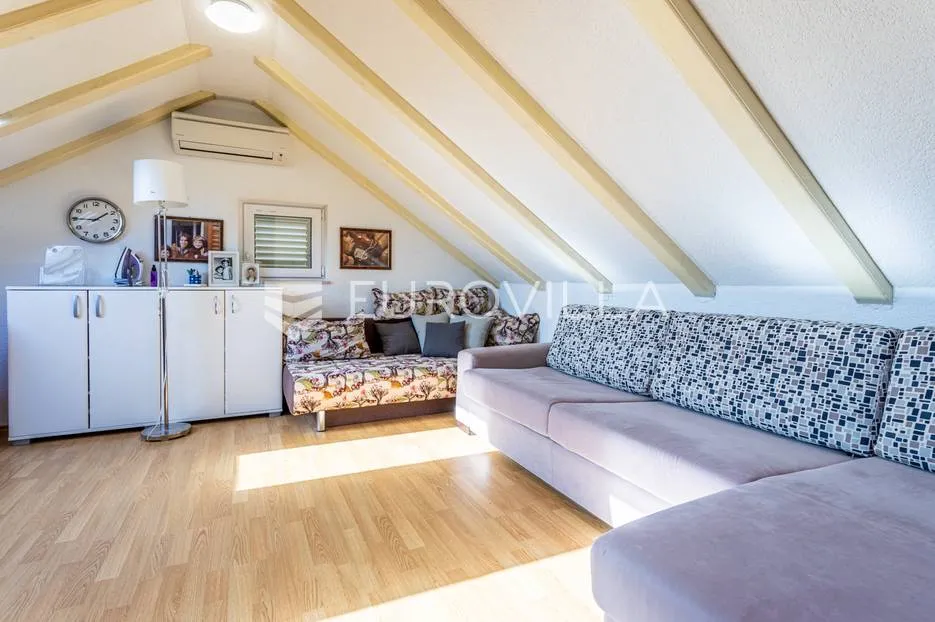 brač, bol, samostojeća apartmanska kuća s pogledom na more - slika 17