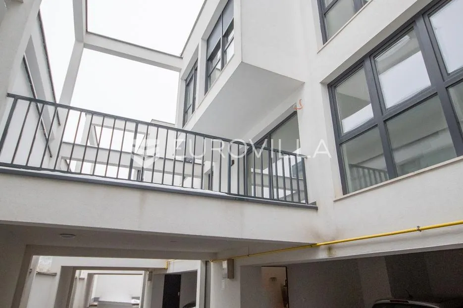varaždin, centar četverosoban stan površine 138,70 m² - slika 12