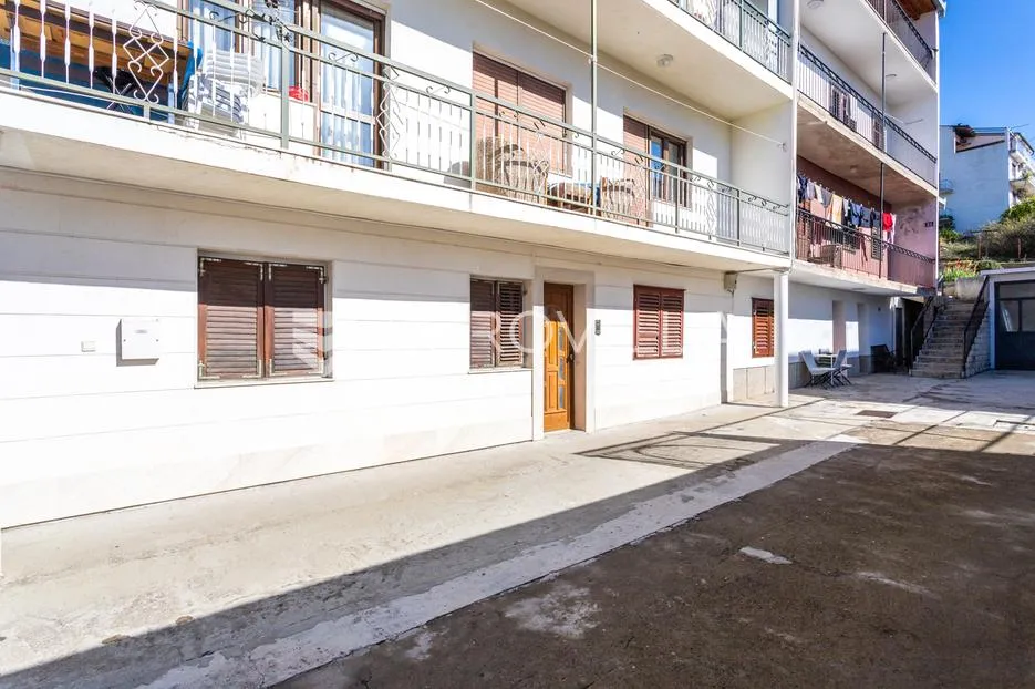 split, visoka, stan i dodatan studio apartman za dugoročan najam u blizini sveučilišta - slika 20