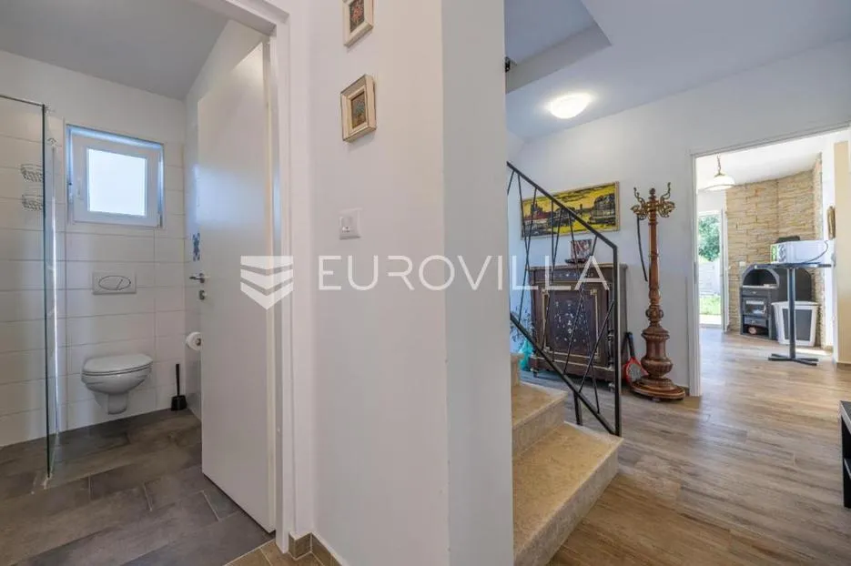 istra, duga uvala, vila s bazenom i pogledom na more - slika 14