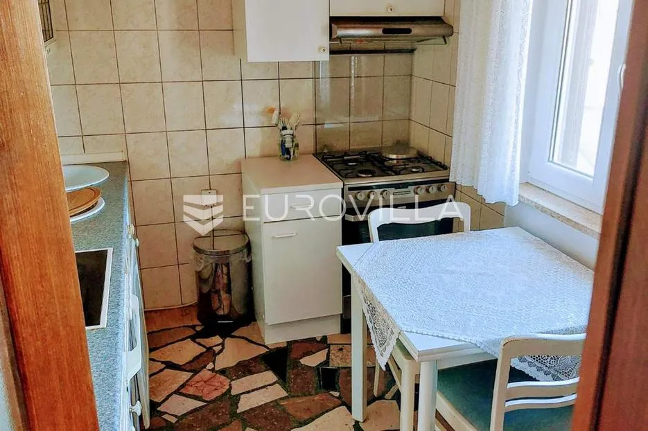 istra, motovun, prekrasna kuća sa dva stana i konobom - slika 8