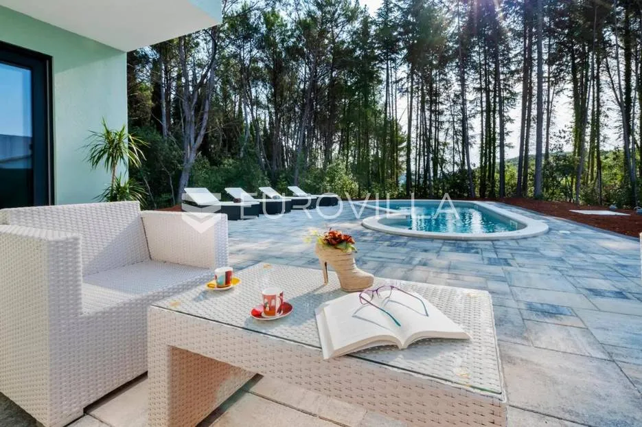 istra, rovinj, prekrasna moderna nova villa 139 m² sa bazenom - slika 3