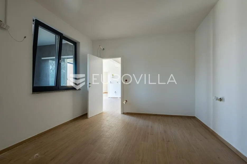 izvrsna investicija u seoski turizam: prodaja 4 moderno uređena apartmana u kopačevu - slika 29