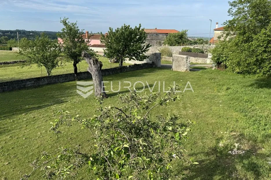tinjan, kamena stancija u srcu istre - slika 10