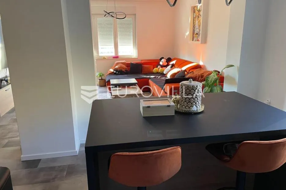 rijeka, gornja vežica, 51 m² moderno uređen, balkon - slika 5