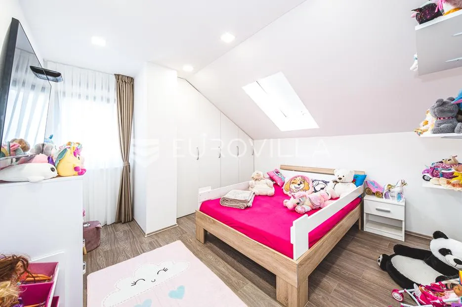 zagreb, podsused, predivna moderna kuća 278 m2 - slika 18