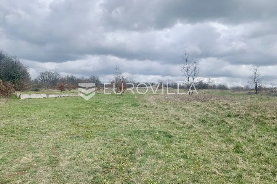 istra, svetivinčenat, građevinsko zemljište sa projektom - slika 7