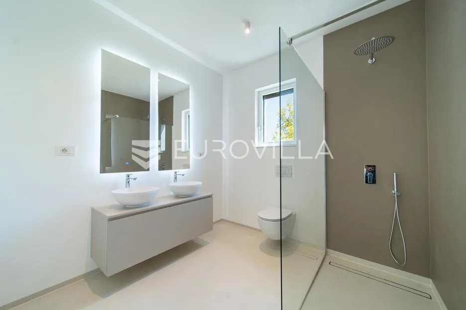 otok rab, barbat, moderan trosoban stan 107 m², pogled na more - slika 8