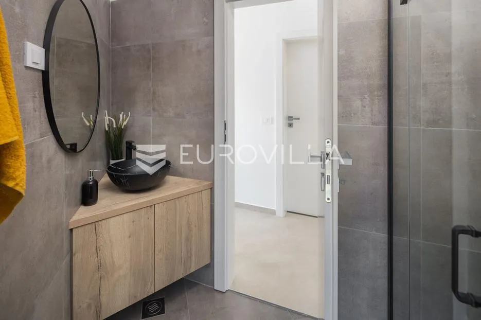 istra, novigrad, moderna kuća s bazenom za najam, pet friendly - slika 21