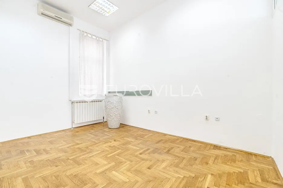 zagreb, trešnjevka, ulični poslovni prostor 70 m² - slika 3