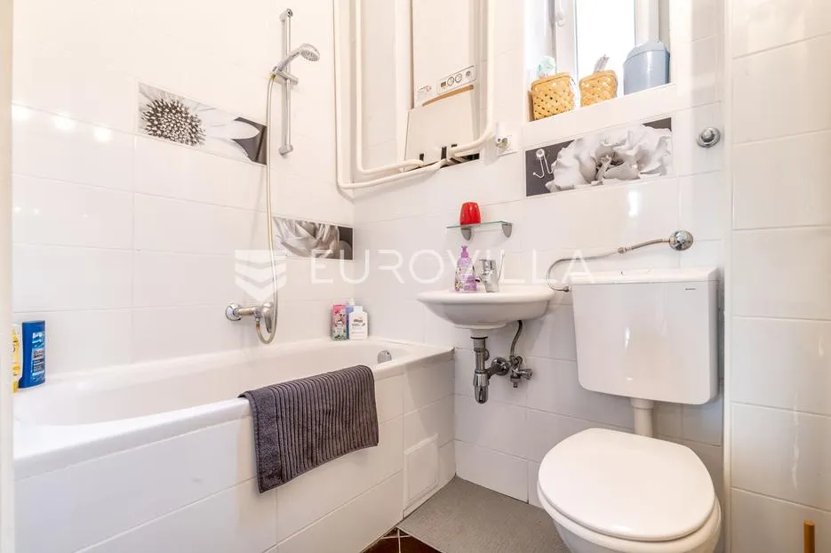 zagreb, donji grad, centar, dvosoban stan 43 m² - slika 4