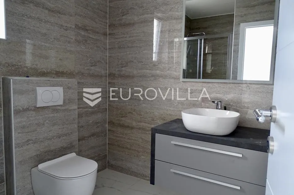 malinska, miholjice, obiteljska villa 161.78 m², s bazenom i pogledom na more - slika 7