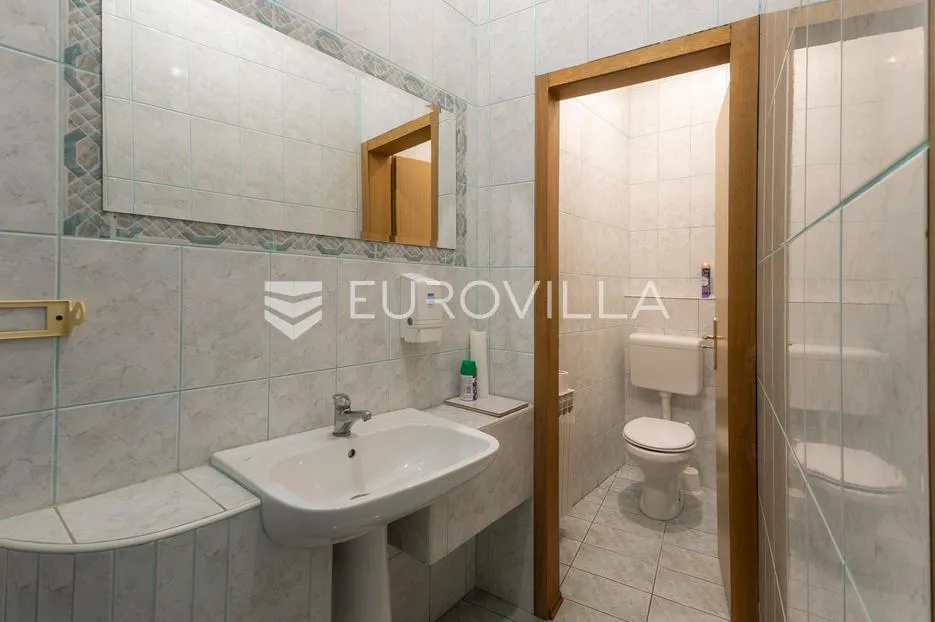 slavonski brod, centar, poslovni prostor 107 m² 50 m² potkrovlje - slika 10