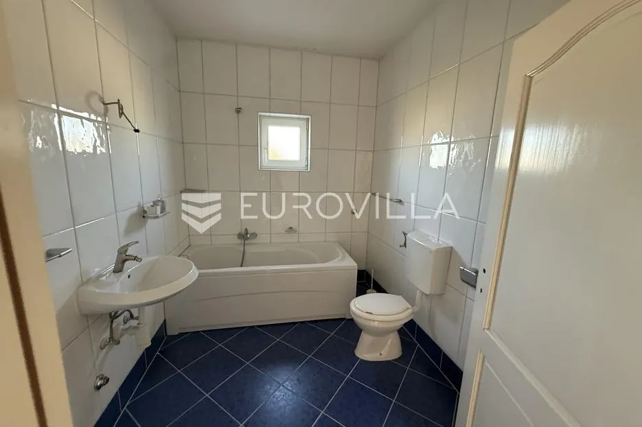 vinkovci, lenije, poslovno, stambena zgrada 700 m² - slika 30