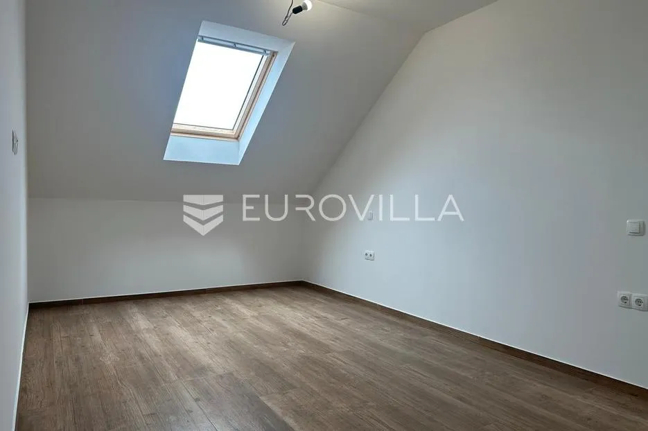 požega, sv.roka, trosoban stan 65 m² - slika 11