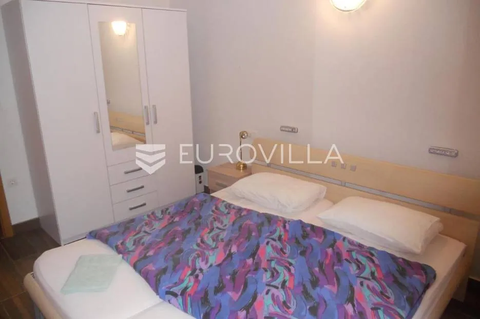 medulin, manja samostojeća kuća nkp 121 m2 na svega 150 m od mora - slika 16