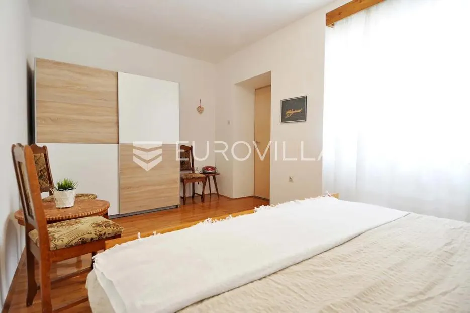 istra, premantura, vezana kuća s dva stana na odličnoj lokaciji, 90 m², uređeno - slika 16