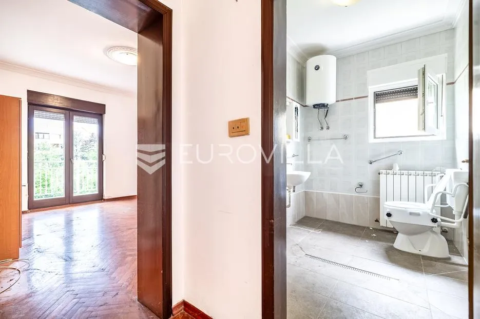 remete, objekt 1.050 m², idealan za vrtić/dom - slika 5
