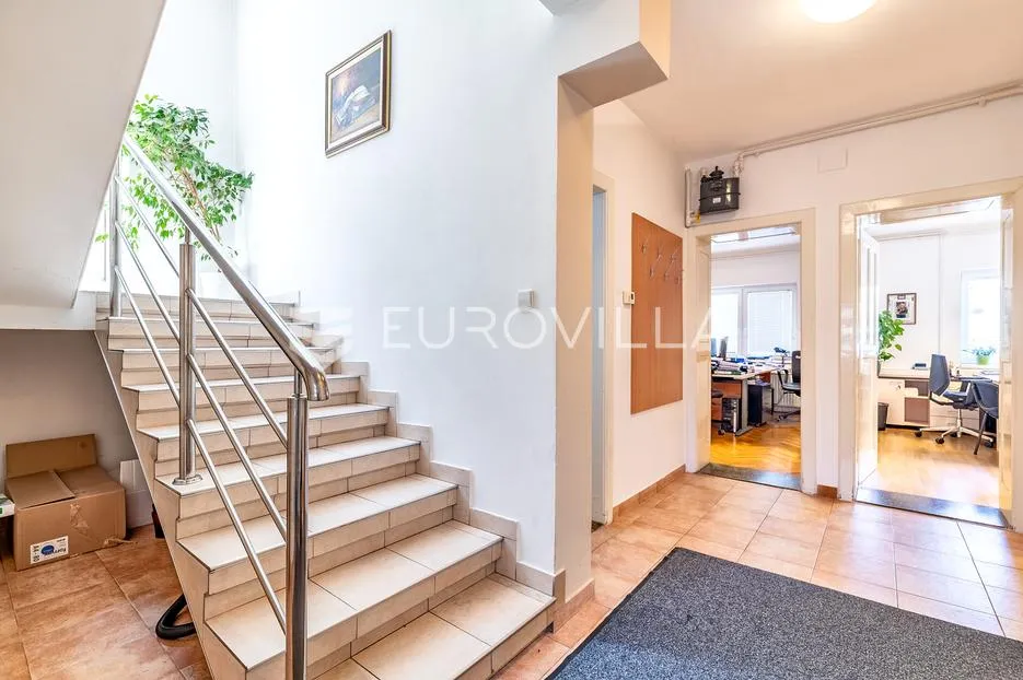 zagreb, trnje, funkcionalna poslovna zgrada 240 m² na parceli 360 m² - slika 7