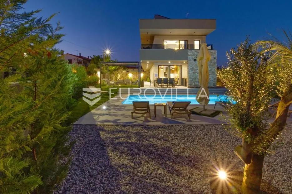 istra, marčana, moderna vila s bazenom i wellness oazom - slika 15