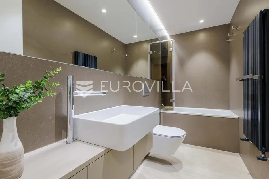 istra, novigrad, luksuzan penthouse 135 m², dvije spavaće sobe, pogled na more, parking - slika 23