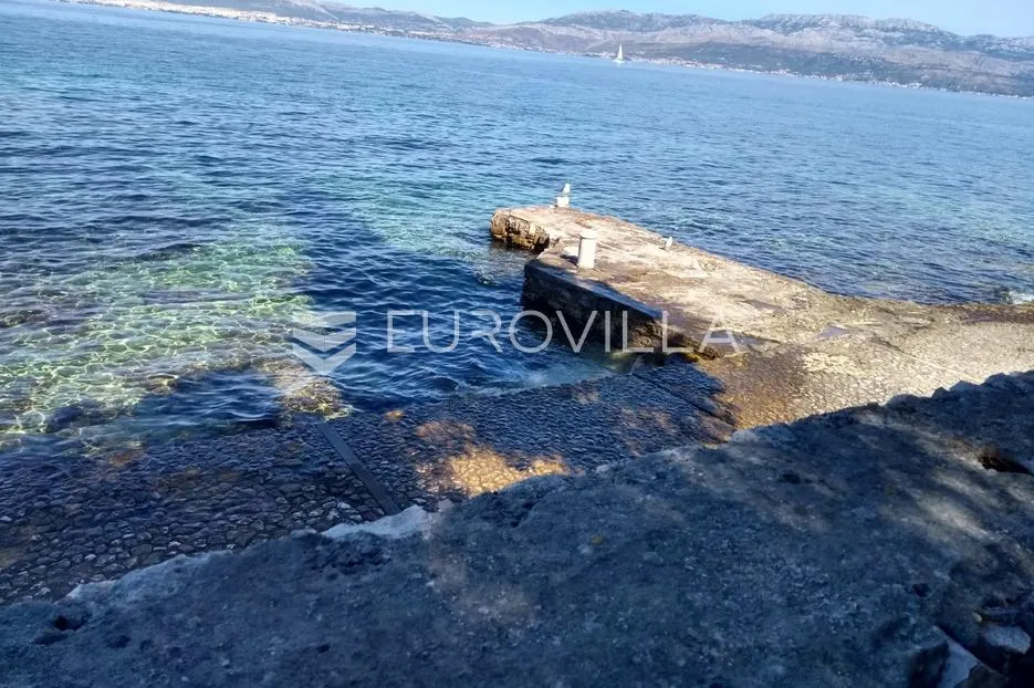 otok brač, sutivan - kamena kuća na plaži - slika 7