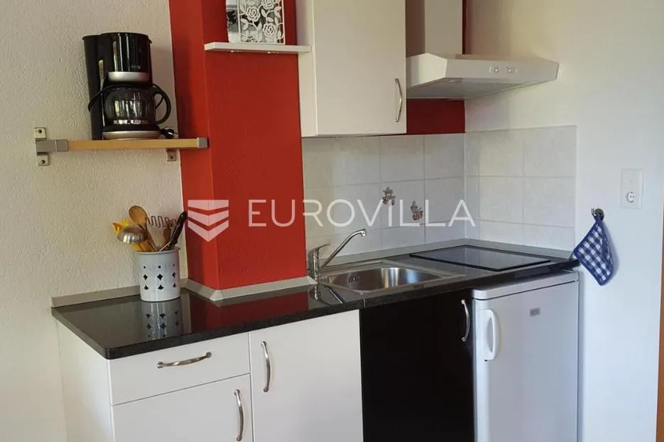 istra, medulin, banjole kvalitetna samostojeća kuća sa 6 stanova nkp 360 m2 u blizini mora - slika 29